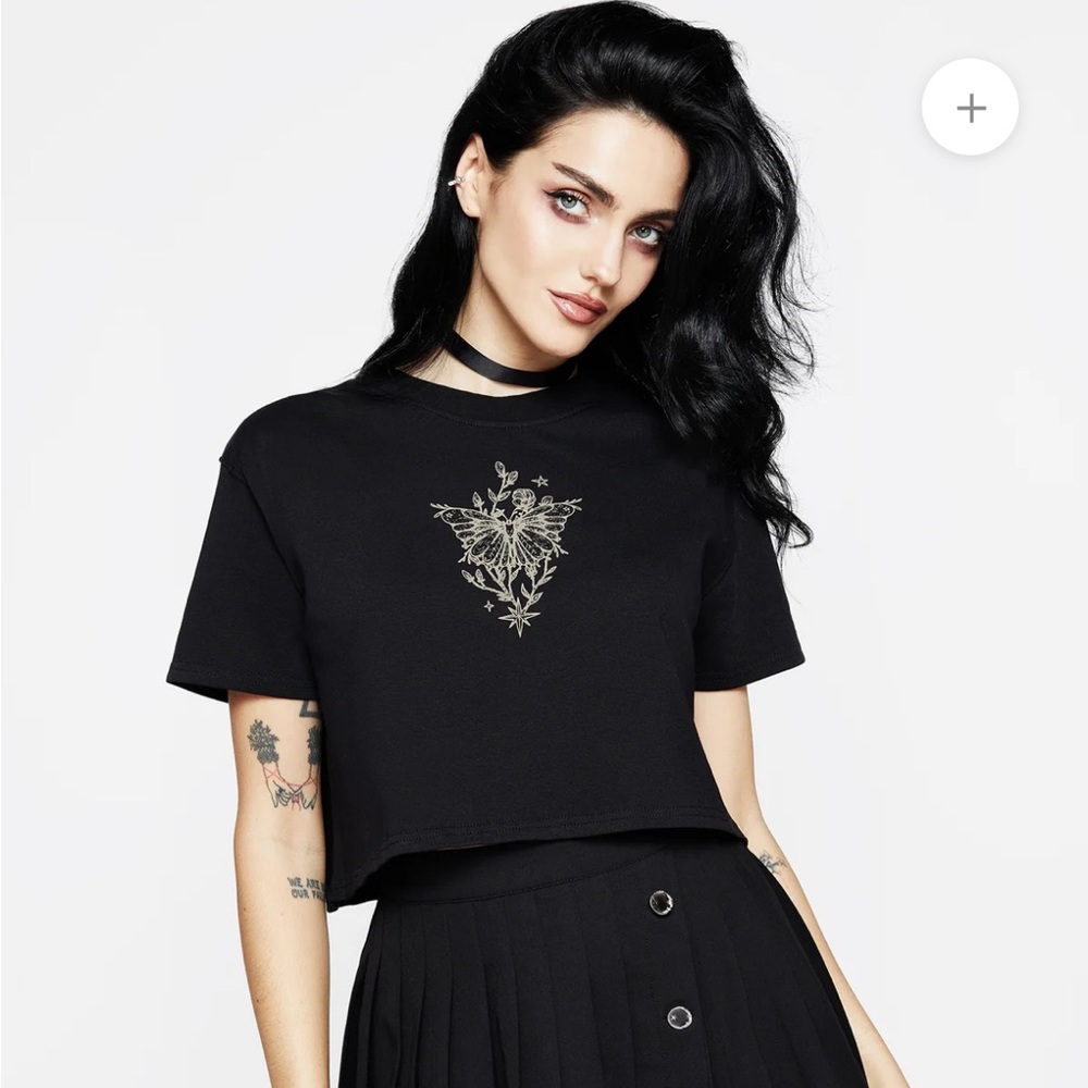 Black Graphic Crop Top
